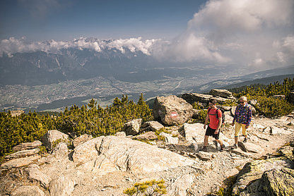 sommer-zirbenweg_tourismusverbandhallwattens